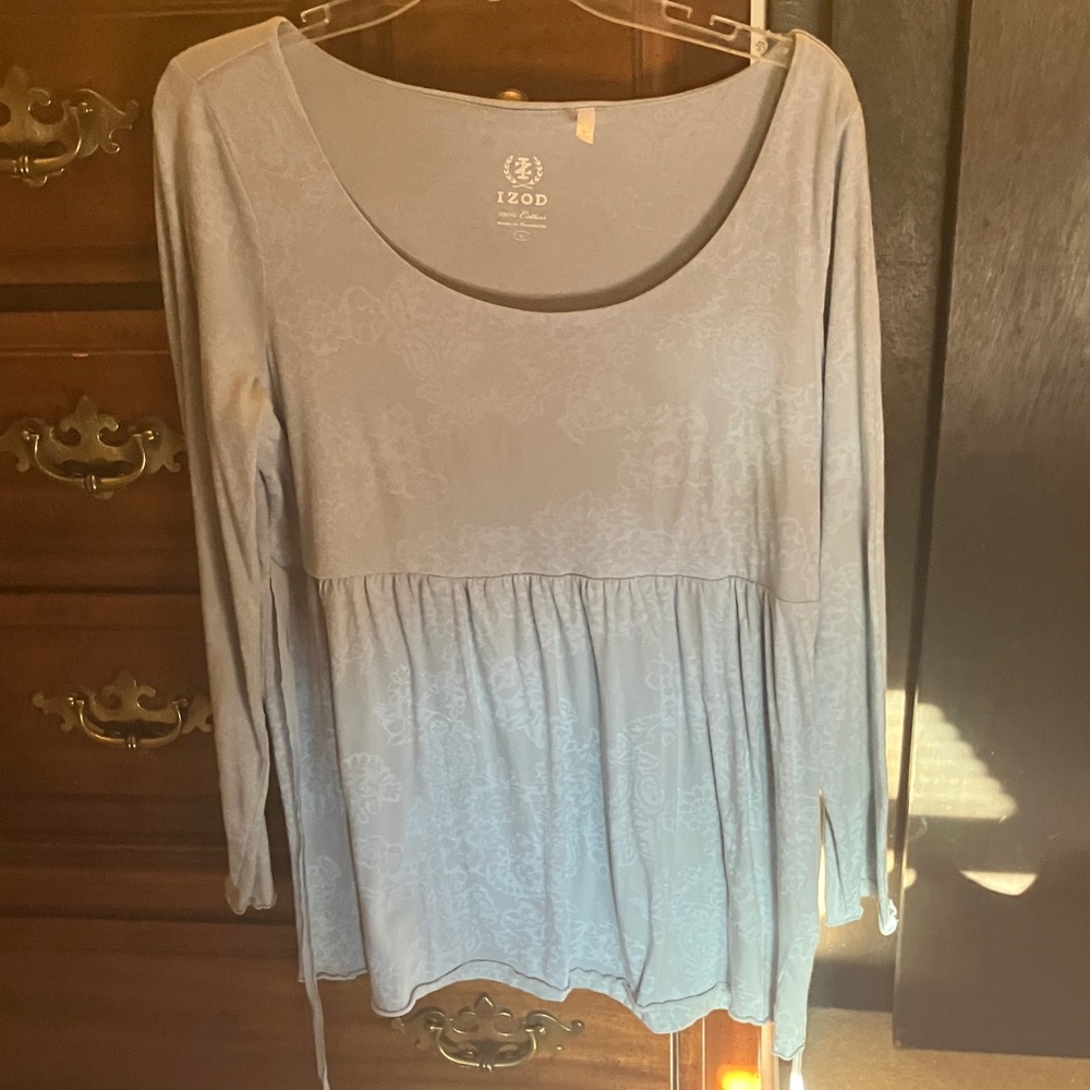 Izod Women's Light Gray Long Sleeve Blouse